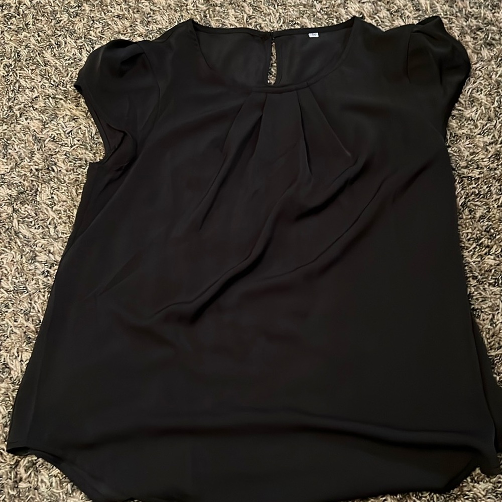 Women’s Black Dressy Cap Sleeve Top Size Medium